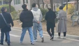 以前网红吃瓜事件,一场网络狂欢背后的真相与反思